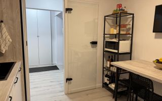 Apartament 3 camere 2 bai, pivita recent renovat-in Sibiu M.Viteazul - Poză 10