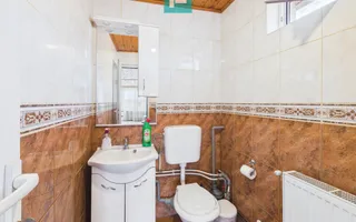 Clădire 446 mp | Teren 1.579 mp Nojorid - Poză 22
