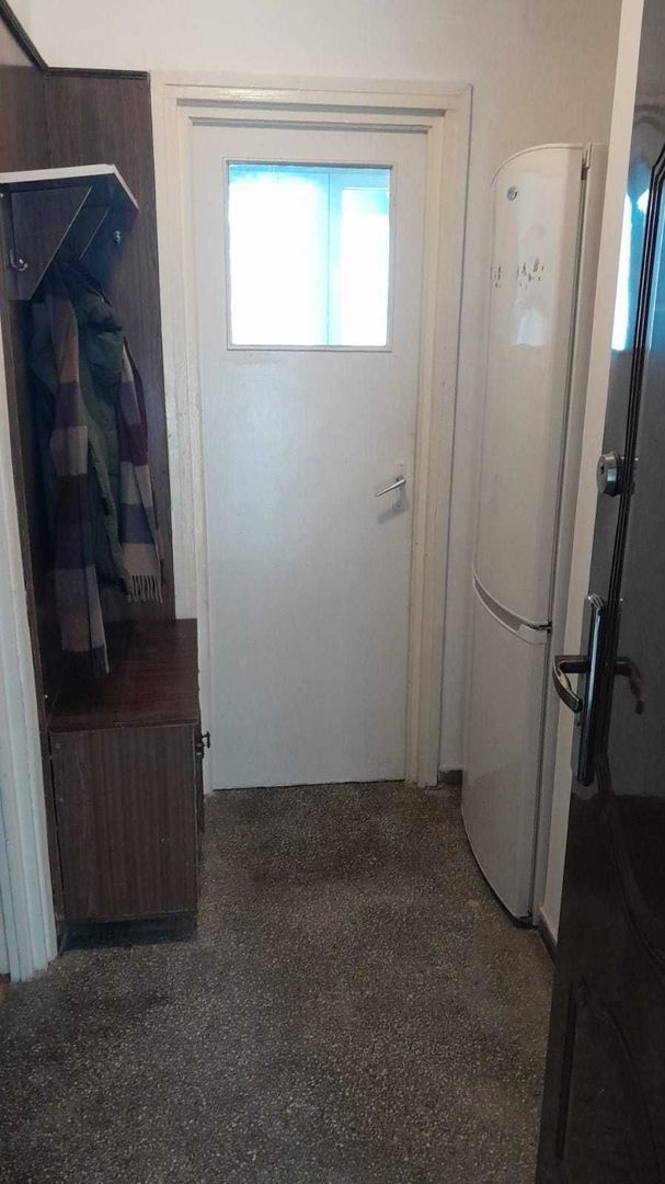 Închiriere Apartament cu 2 camere, etaj 7, balcon mare, langa metrou Obor - Poză 2