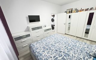 Apartament cu 2 camere decomandat in Giroc - Poză 8