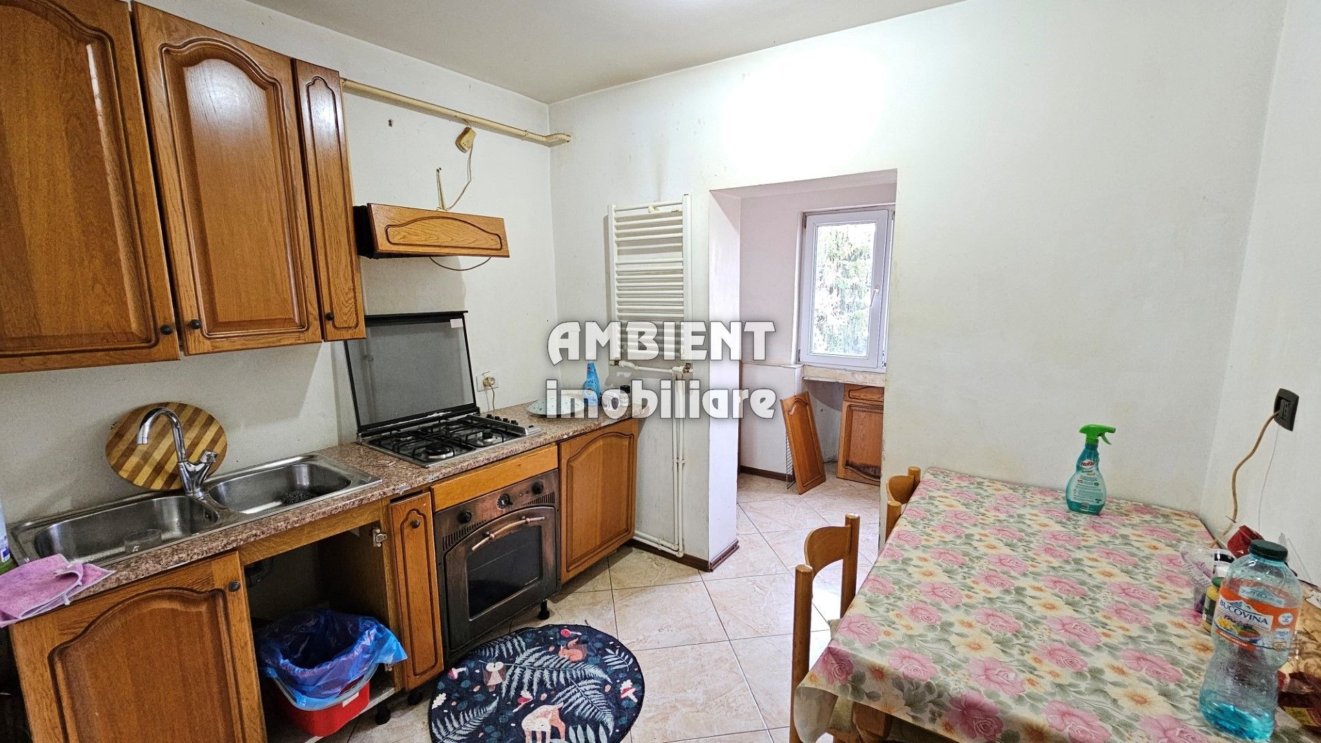 Apartament cu 3 camere, etaj 4, zona CARTIER; - Poză 4