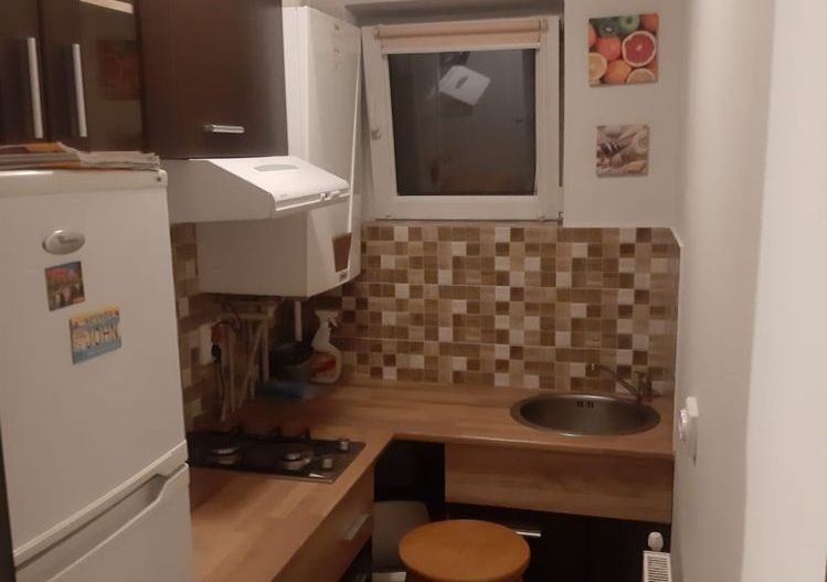 Apartament cu 2 camere de inchiriat in zona Cetate - Poză 6