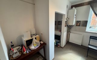 APARTAMENT 2 CAMERE ETAJ 2 ULTRACENTRAL CAMPULUNG - Poză 4