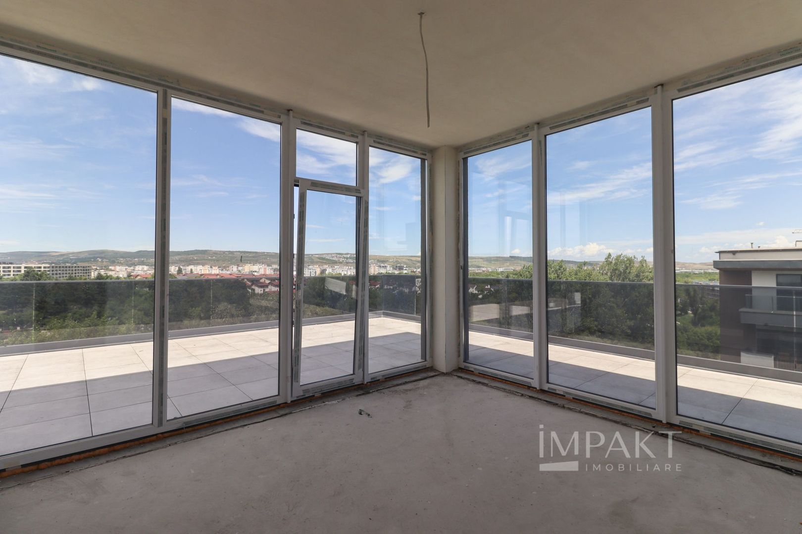 Penthouse de exceptie cu terasa panoramica in Sopor ! - Poză 13