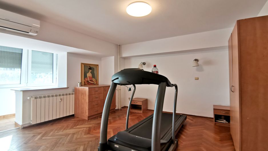 Apartament de  2 camere, 70 mp,  - Unirii-  Investitie de top - Poză 3