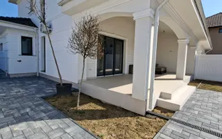 Duplex spatios cu garaj si pereti dublii - Poză 25