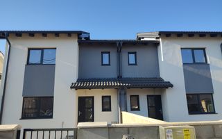Sacalaz, 1/2 Duplex pe Etaj, 4 Camere,2 Bai,Terasa Acoperita - Poză 1