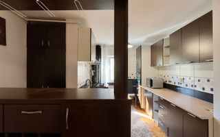 Apartament cu 3 camere, zona Scortarilor - Poză 2