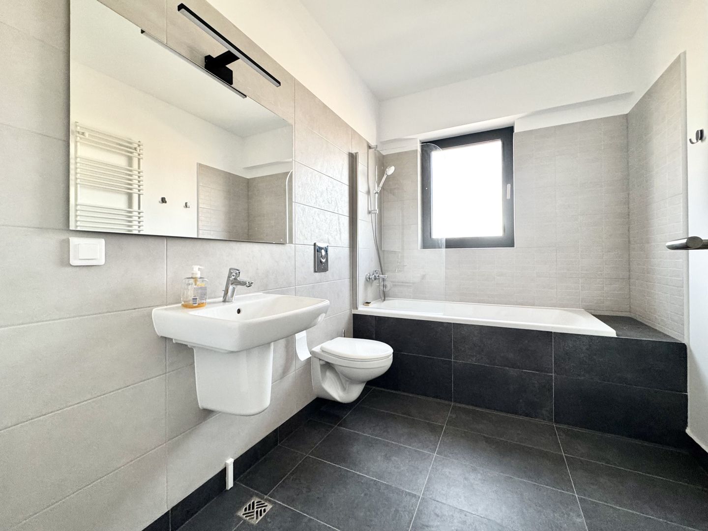 Apartament 2 camere,  prima închiriere, Complexul Studențesc -  Fabrik - Poză 24