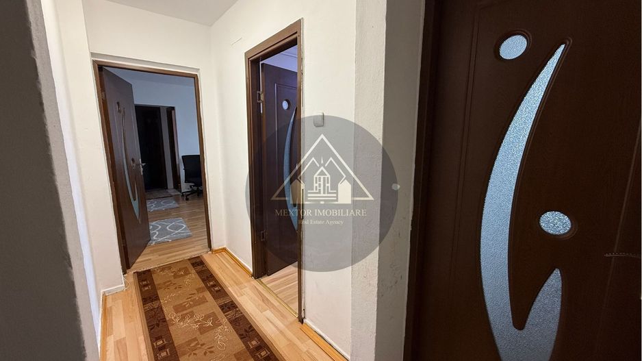 Apartament 3 camere, Medias - Poză 2