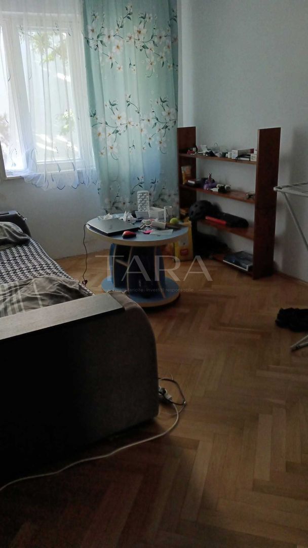 Apartament cu 4 camere decomandate, 88 mp, zona Big, Mănăștur. - Poză 4