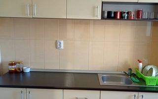 Apartament cu 2 camere, 40 mp, etaj 6, zona Iulius Mall. - Poză 1