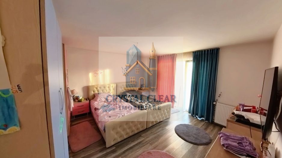 Casă 4 dormitoare și teren de 857 mp - zona Sântana de Mureș - Poză 14