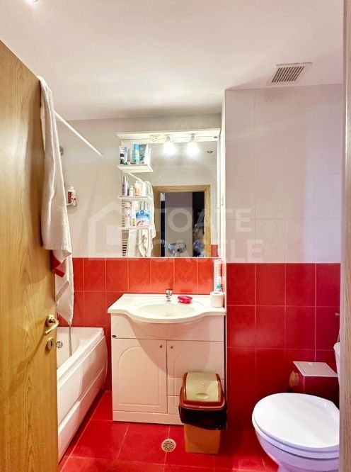 Apartament nou cu 3 camere, etaj intermediar, garaj, zona Diana - Poză 5