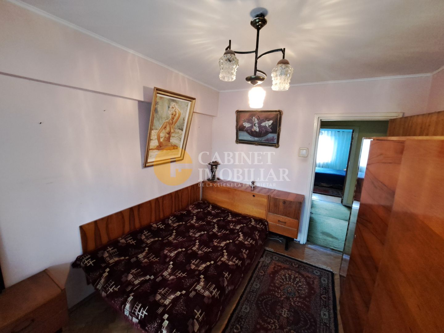 100 mp Ultra-Central: Apartament 4 Camere pe Bd. Independenței (Fără Risc) - Poză 5