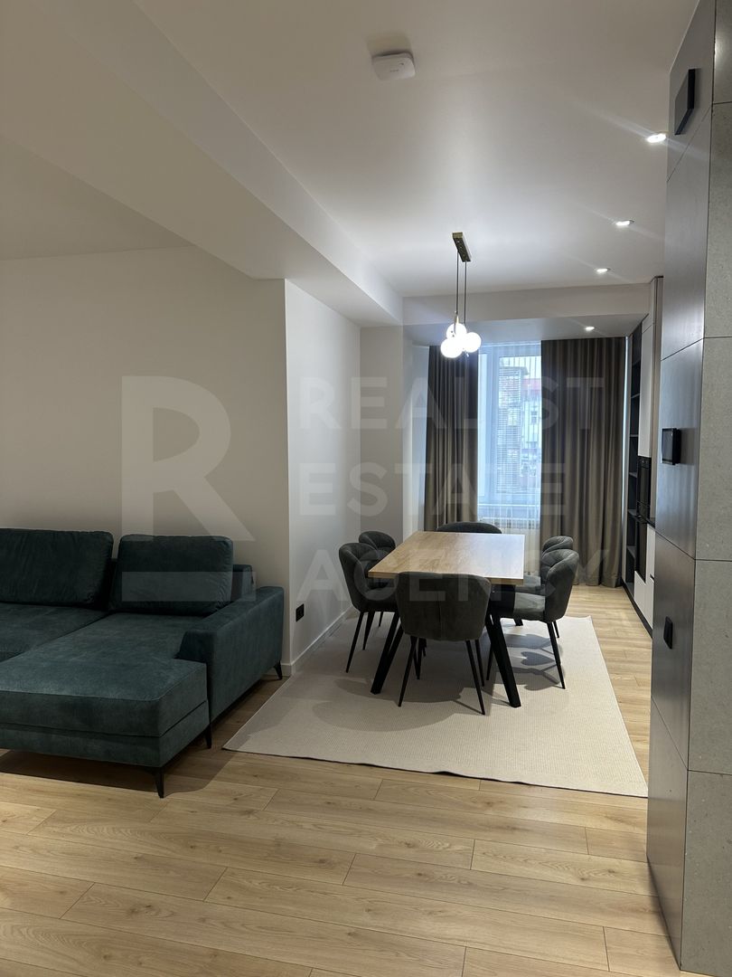 Chirie apartament, 4 camere, str. Mitropolit Varlaam, Centru - Poză 1