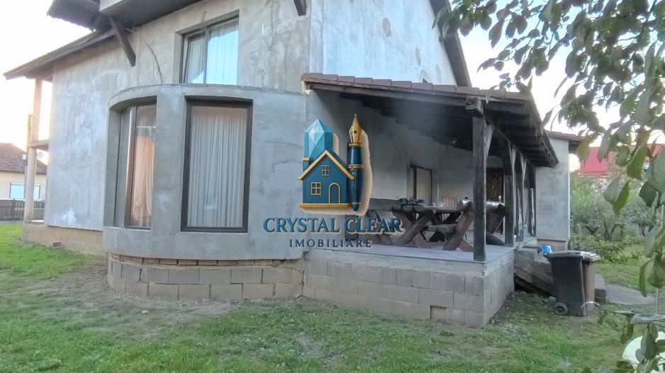 Casă 4 dormitoare și teren de 857 mp - zona Sântana de Mureș - Poză 23