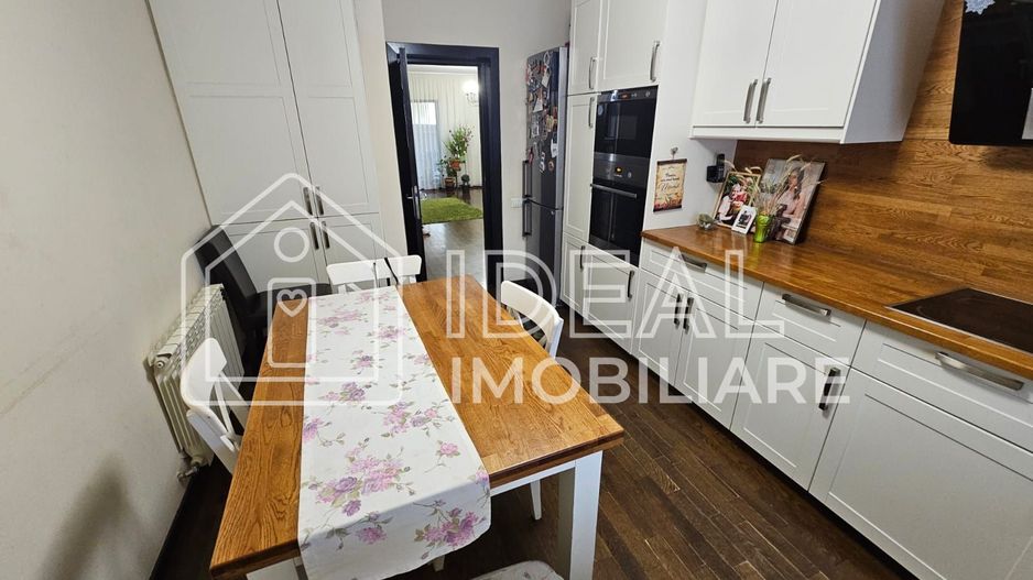 Casa Mobiltata-Utilata cu 4 camere,  pe Pictor Brana - Poză 4