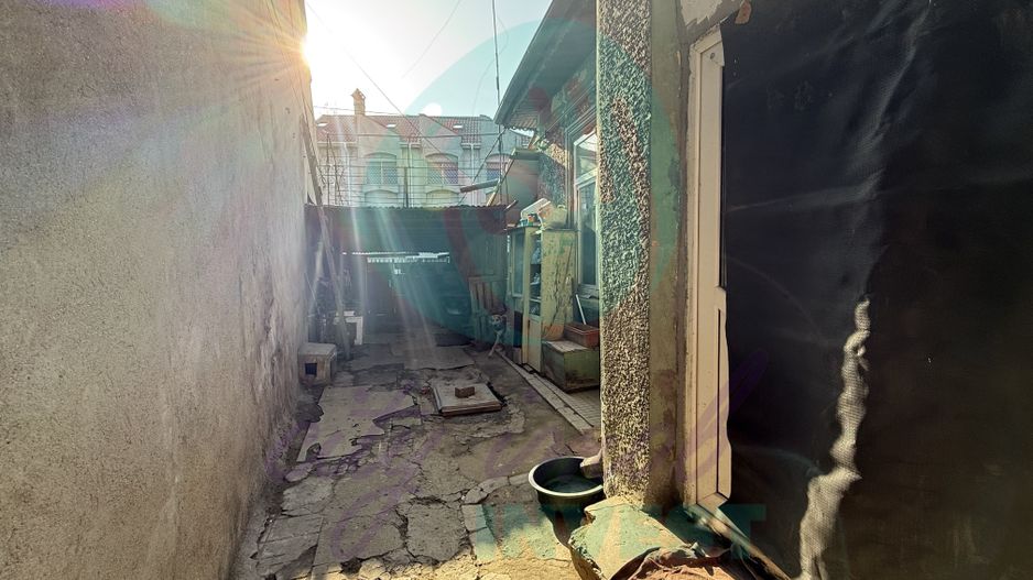 Casa singura in curte intre Calea Calarasilor si Pache Protopopescu - Poză 13