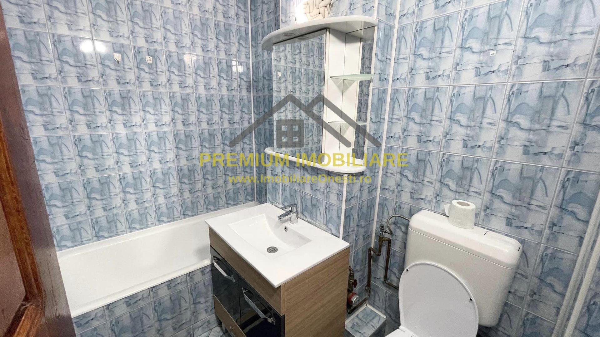Apartament 2 Camere de vanzare - Zona de sus - Poză 6