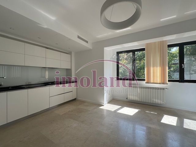 Imobil nou - inchiriere Office / Rezidenta - Primaverii - TVR - Poză 12