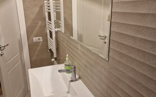 Închiriez apartament cu 2 camere in Pacurari - Poză 4