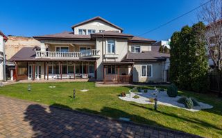 Proprietate exclusivistă ultracentrală -eleganță, spațiu și rafinament - Poză 53