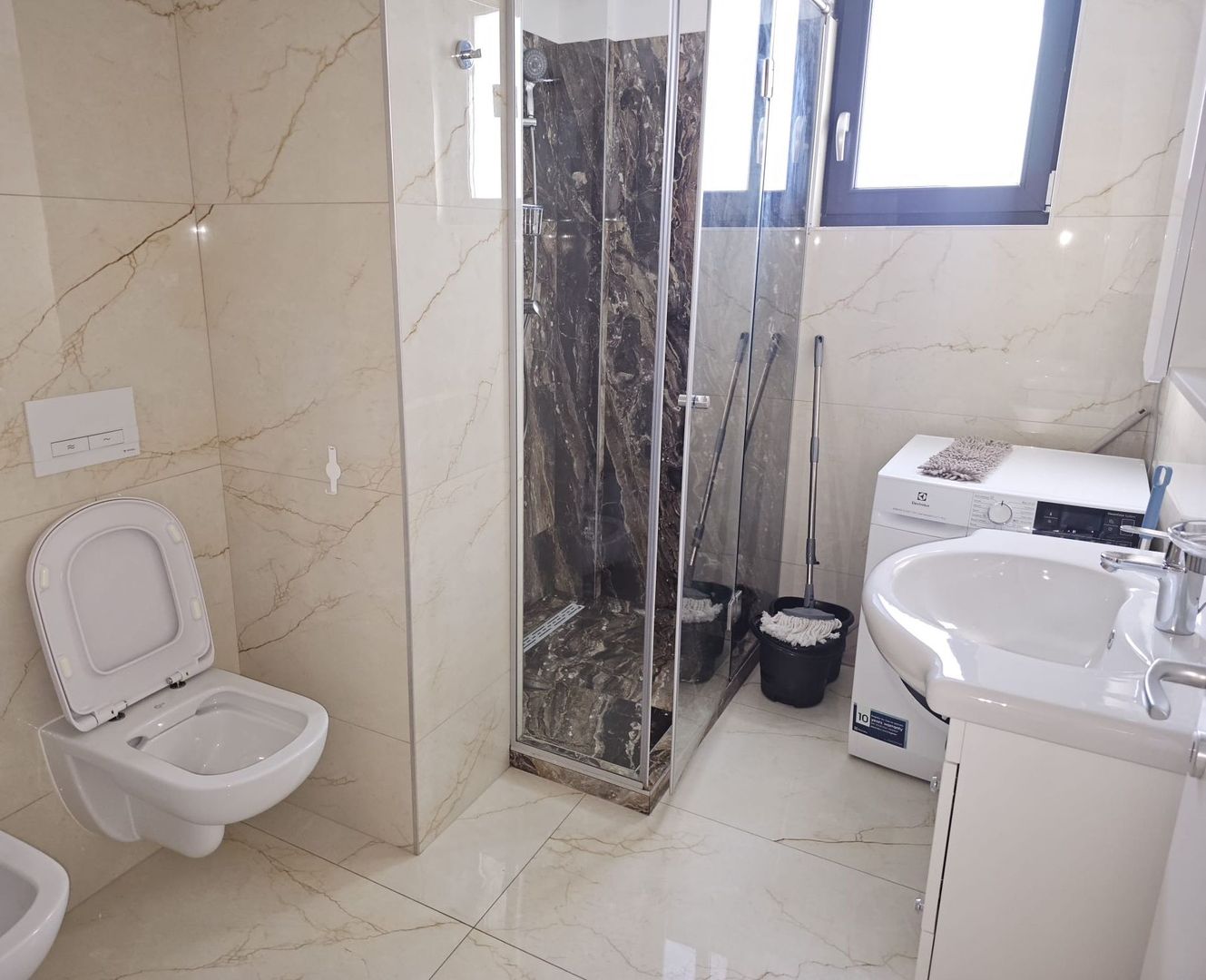 Exclusiv MAG Invest: Apartament 68 mp, parcare inclusă -Micro 17 - Poză 12