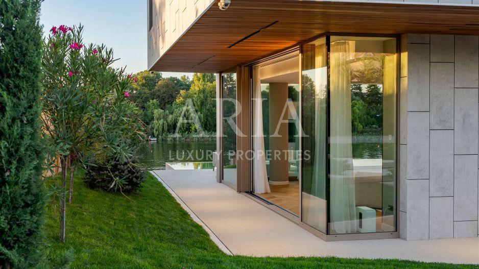 VILA FRONTLAKE SNAGOV – acolo unde arhitectura întâlnește libertatea - Poză 28
