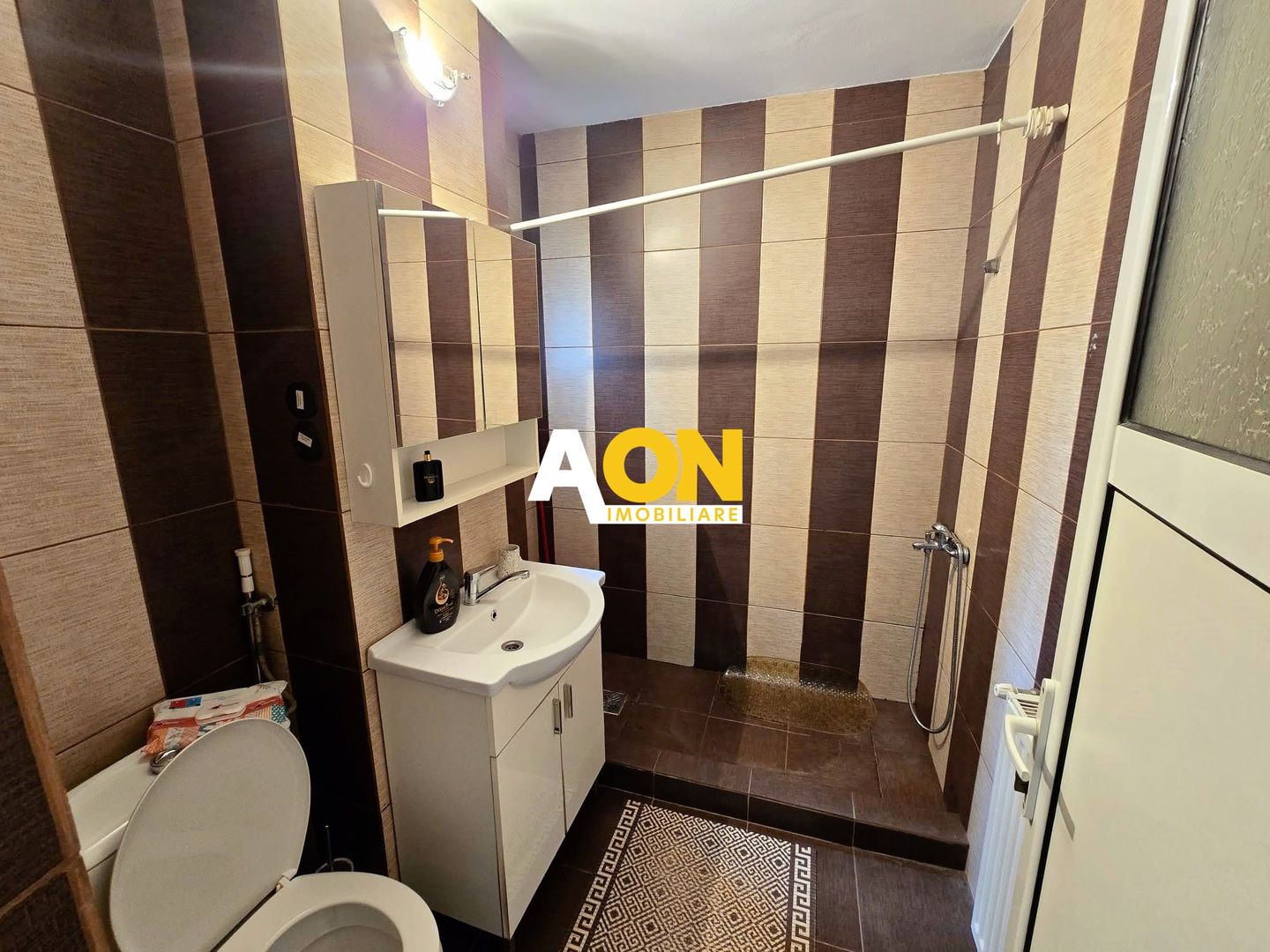 Apartament 2 camere, parter, 52 mp utili, zona sub stadion - Poză 6