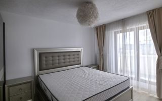 Penthouse 3 camere decomandate 90 mpu Doamna Stanca - Poză 2