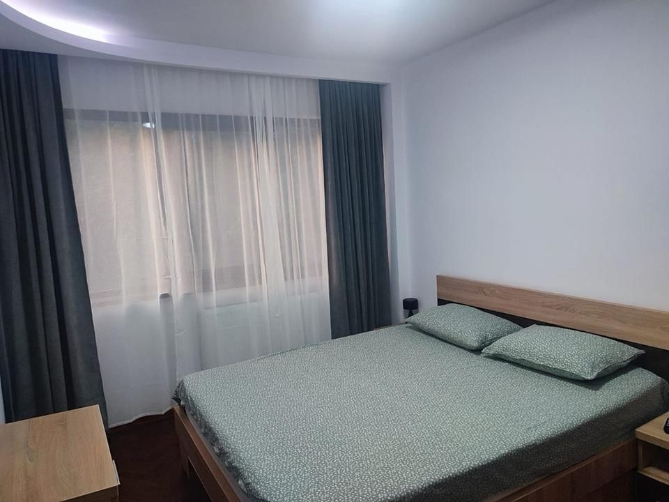 AP. 2 CAMERE PIATA SUDULUI, BUCATARIE INCHISA, METROU 13 MINUTE - Poză 1