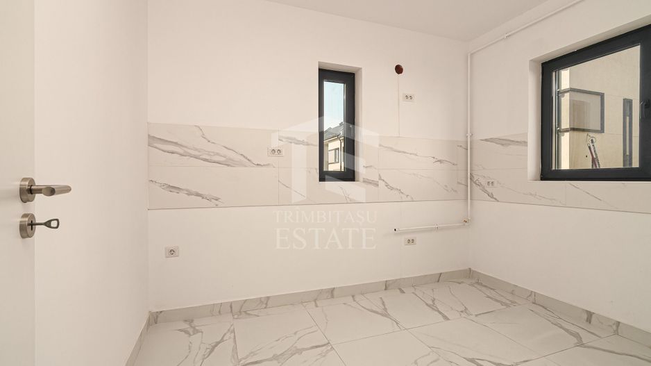 Case Finalizate P+1+M 140 mp  Curte+Parcare Sect 5  Dedeman Giurgiu - Poză 19