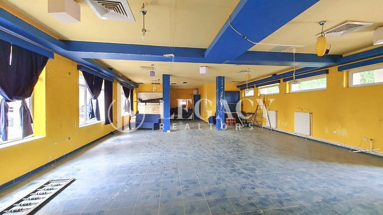 Vânzare, Spațiu comercial la parter, centru loc. Sulița - Poză 1