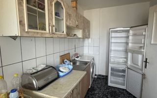Apartament 3 camere, decomandat, zona Rahova - Poză 14