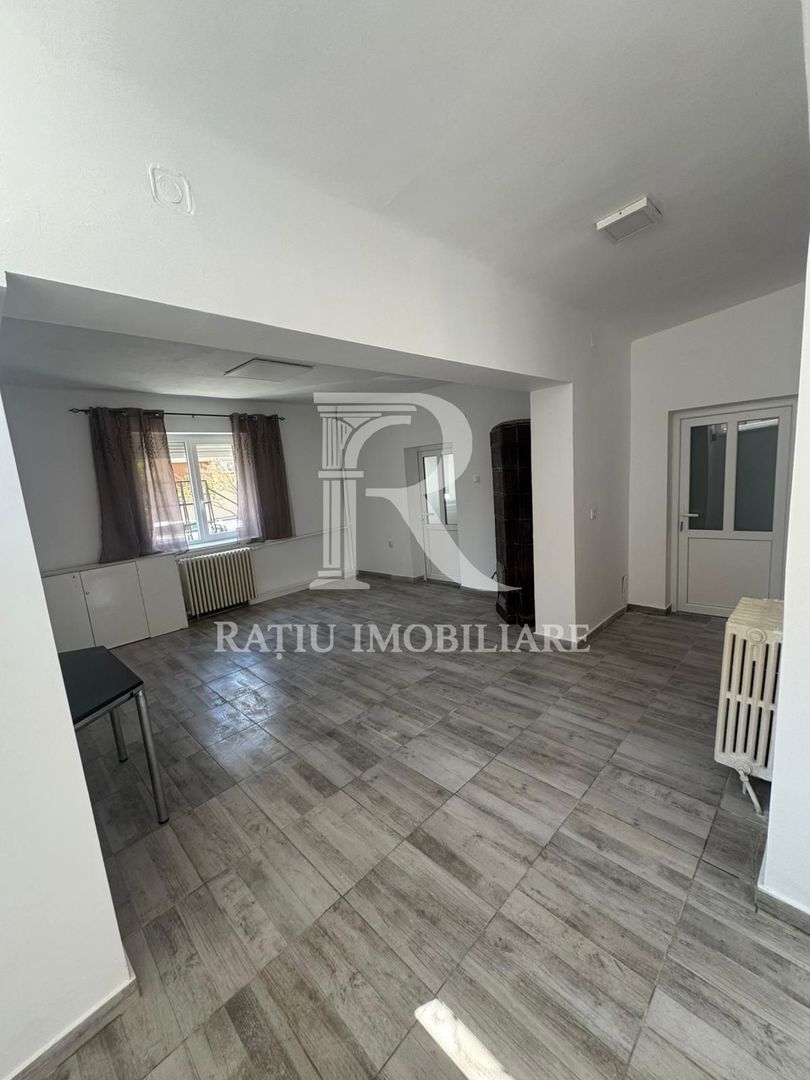 De inchiriat | Spațiu comercial central | Oradea. - Poză 2
