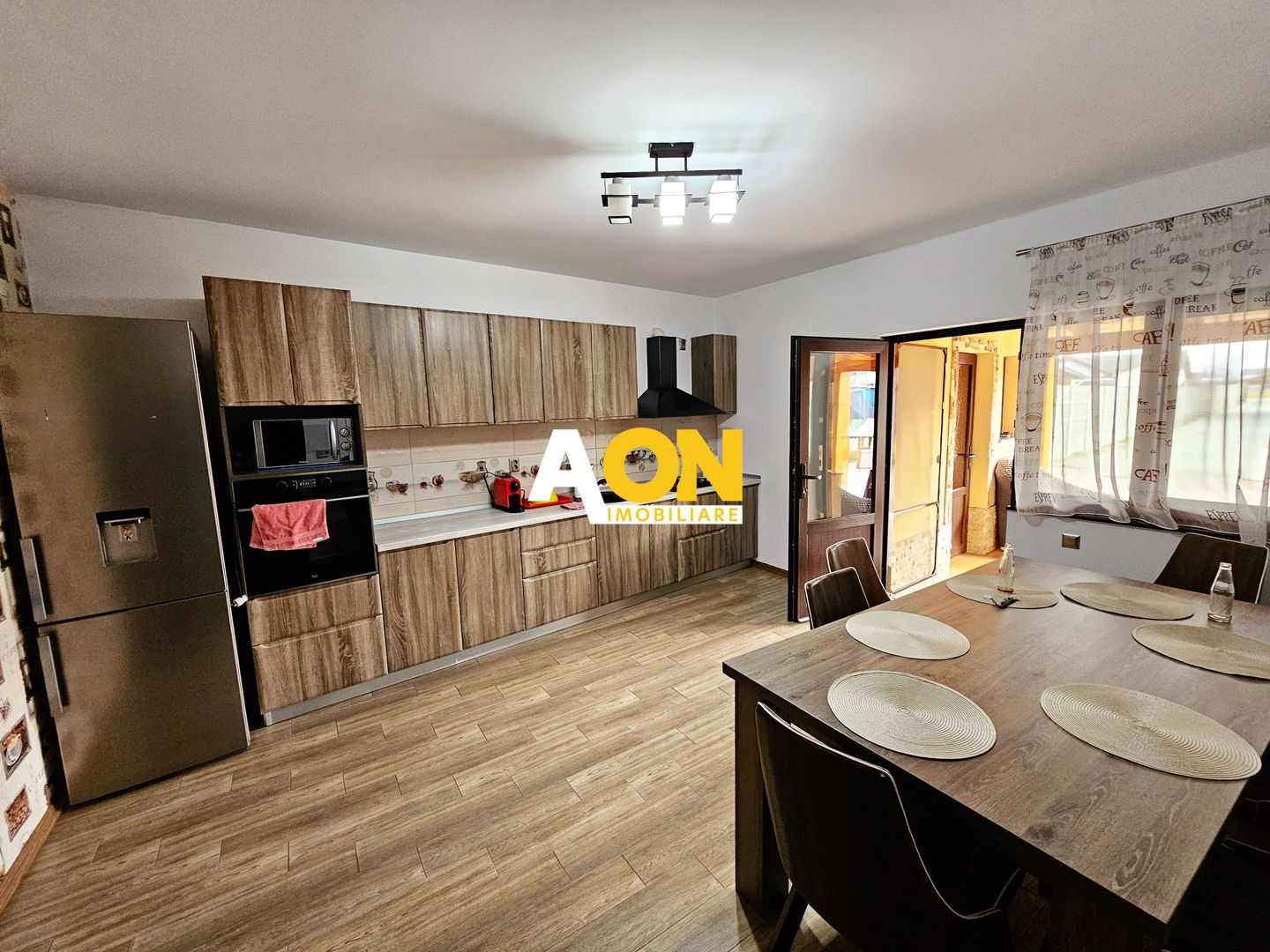 Casa 3 camere, mobilata, utilata, 515 mp teren, garaj Micesti - Poză 6