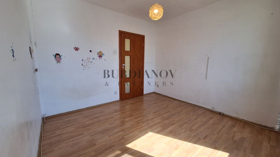 Apartament cu 2 camere de vânzare - 1 Decembrie - 53 mp utili - RS II - Poză 2