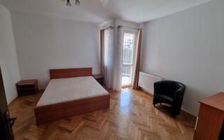 Apartament cu 4 camere, 75mp, Zona Semicentrala - Poză 7
