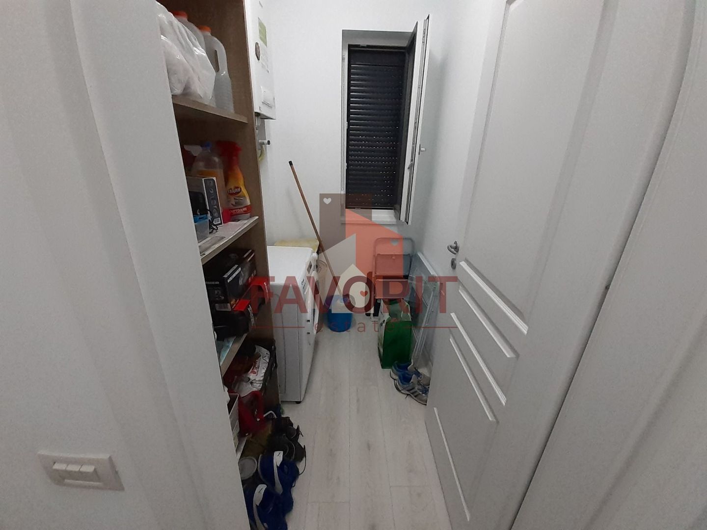 2 locuri de parcare.  Mobilat si utilat. Disponibil imediat. - Poză 6