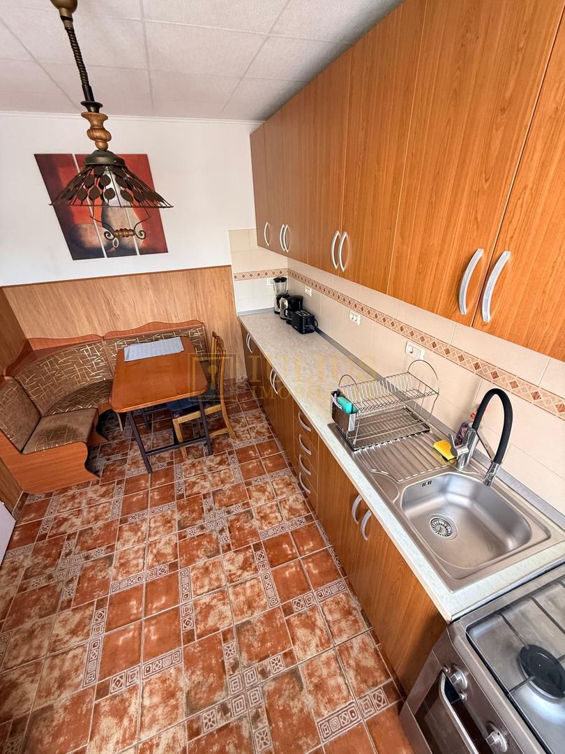 2 camere| curte comuna cu 3 apartamente| centrala proprie| zona aradului| - Poză 4