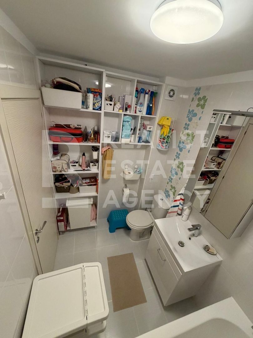 3 camere | Hils Pallady - Poză 13