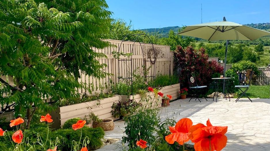 Casă în Borhanci – atmosferă de vacanță și apartament independent - Poză 10