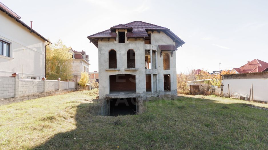 Vânzare, casă, 180 mp + 7,11 ari, str. Durlești, Dumbrava - Poză 2
