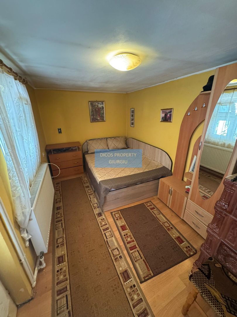 De Vânzare - Casă, Strada Griviței - Poză 13