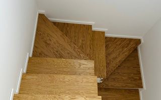 Duplex nou cu 5 camere despartit prin garaj - Dumbravita - Poză 4