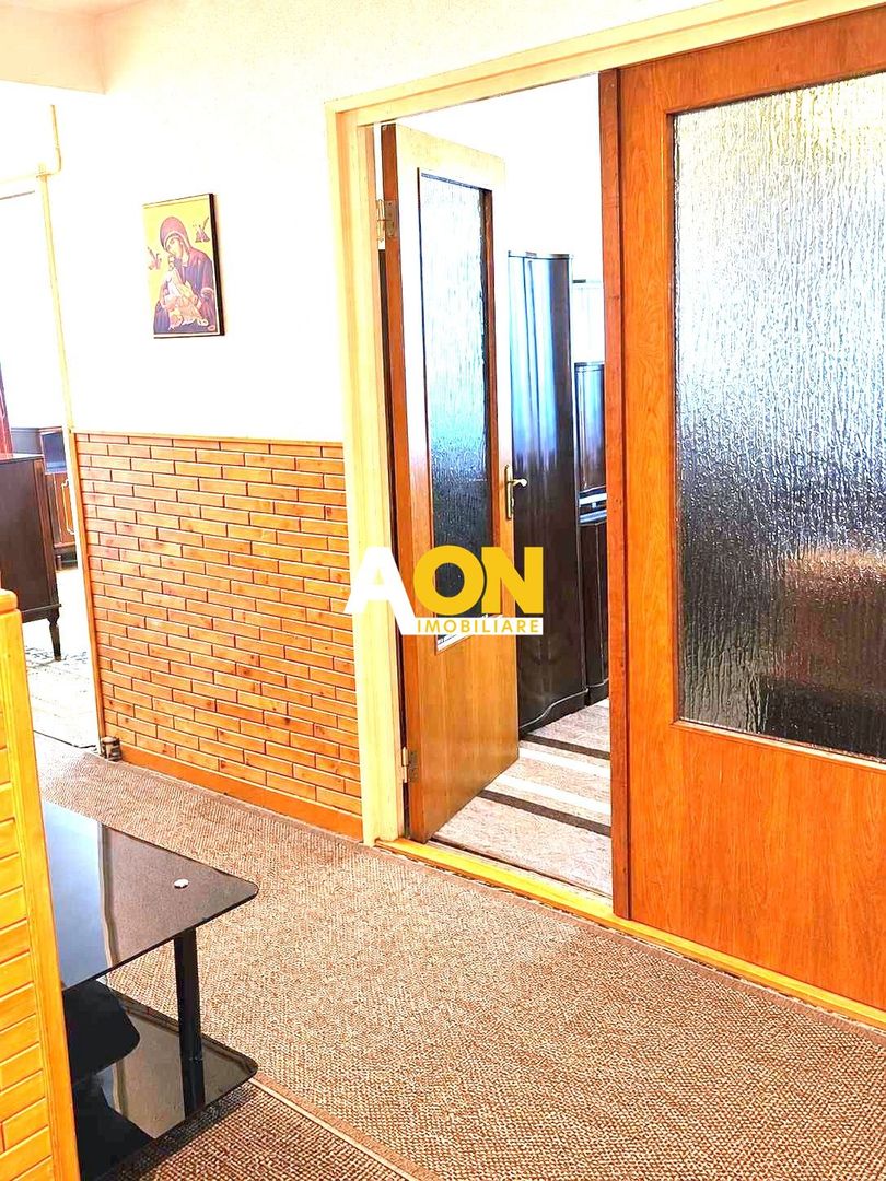 Apartament 2 camere, decomandat , ultracentral - Poză 1