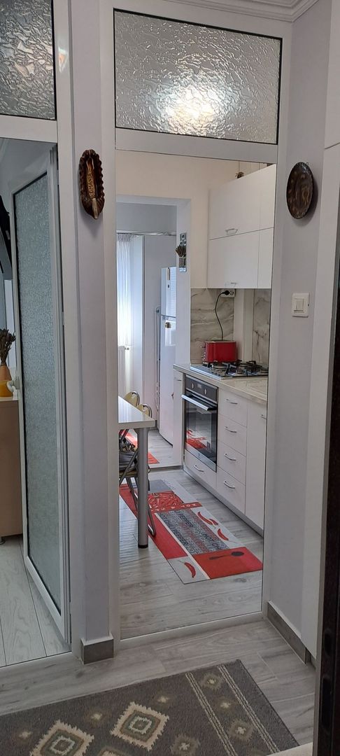 Apartament 1 cameră – Zona IREG – Etaj 3 - Poză 1