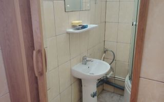 Pers fizica închiriază camera camin - Poză 5