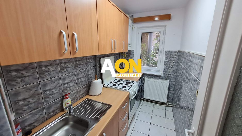 Apartament 3 camere, Parter, Semidecomandat, Zona Cetate - Poză 5